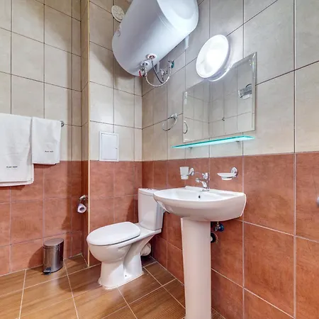 アパート Relaxing Mountain Getaway In Cozy By Flat Mаnager パンポロボ