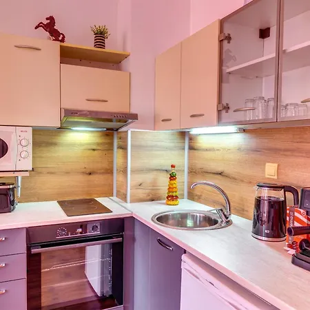 Relaxing Mountain Getaway In Cozy By Flat Mаnager